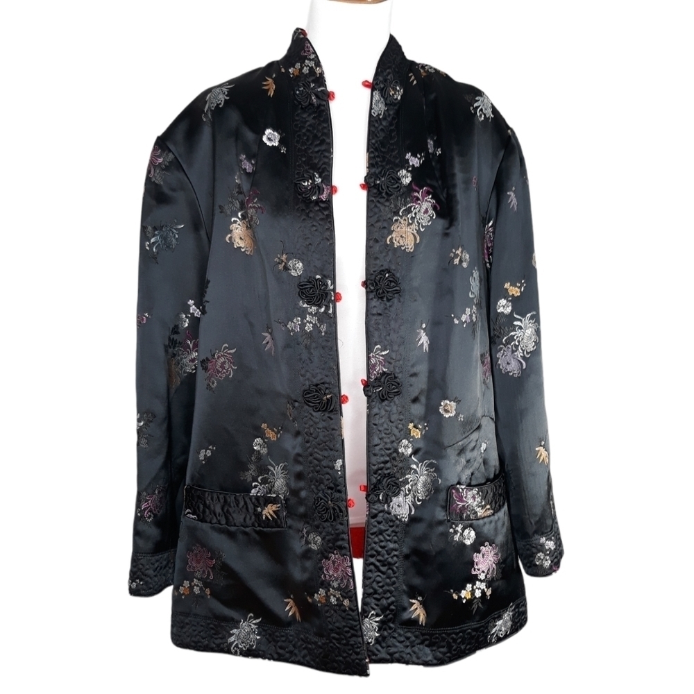 Smithsonian Institution Reversible Brocade Red & Black Jacket Embroidery Size L